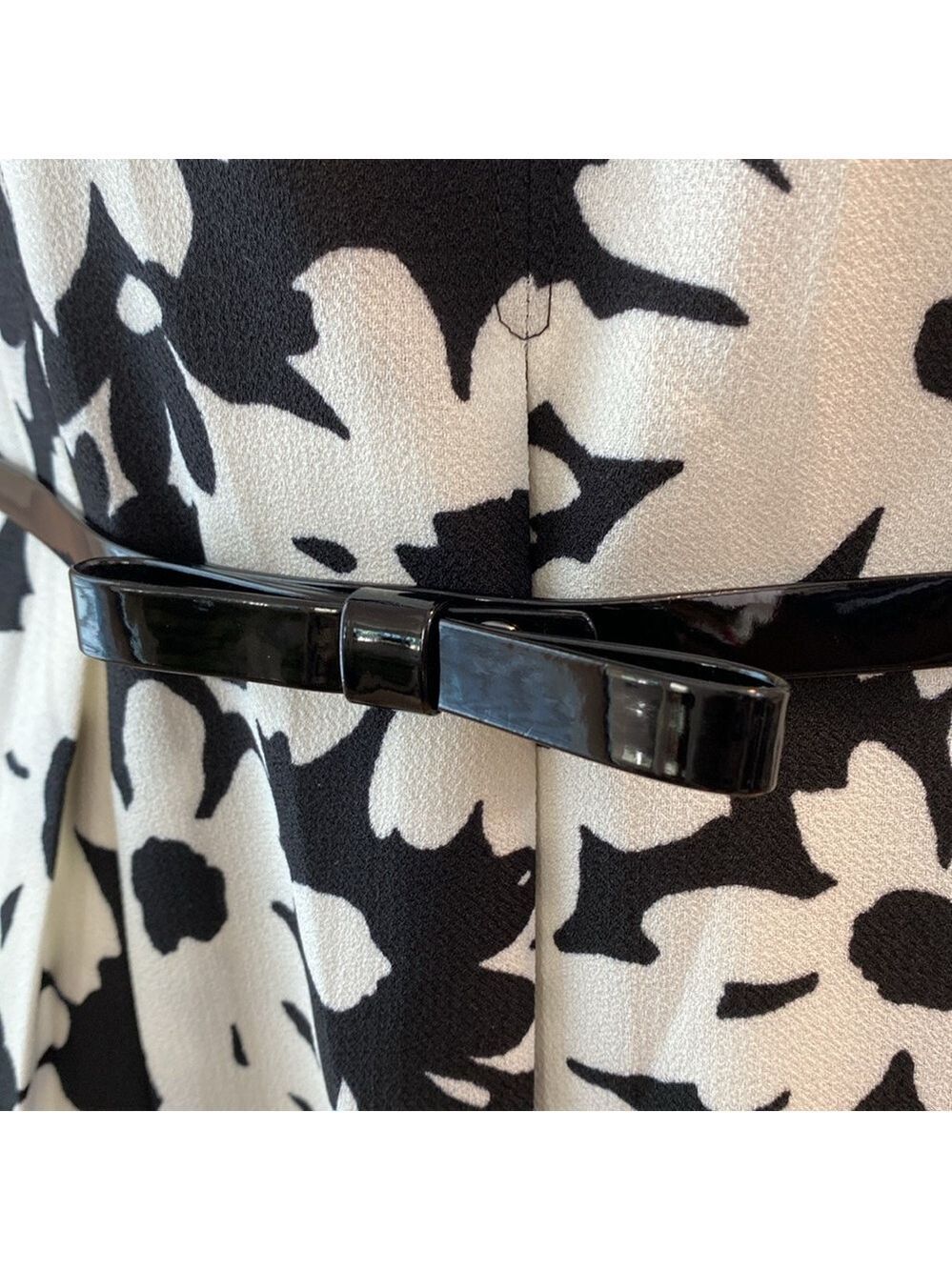 Kasper Sleeveless Black & White Floral Print A-line Dress, Size 14 - Picture 11 of 14